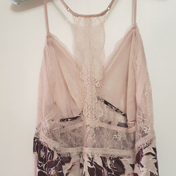 M&S nightie Rosie for Autograph floral & lace nightie - Picture 6 of 9